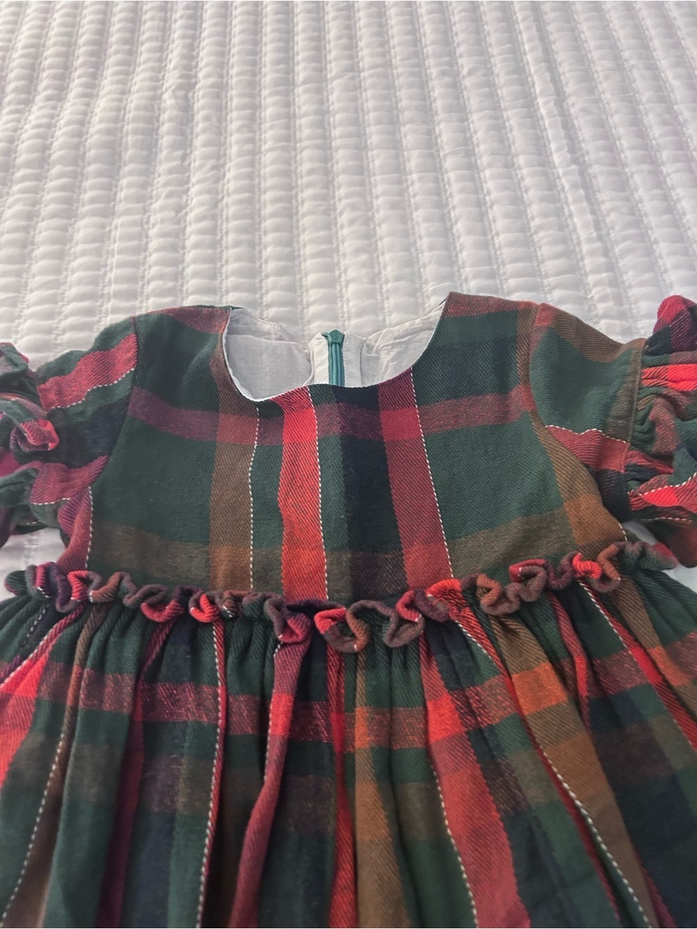 Plaid Puff-Sleeve Dress in Red and Green Holiday Size 5/6 - Picture 6 of 9